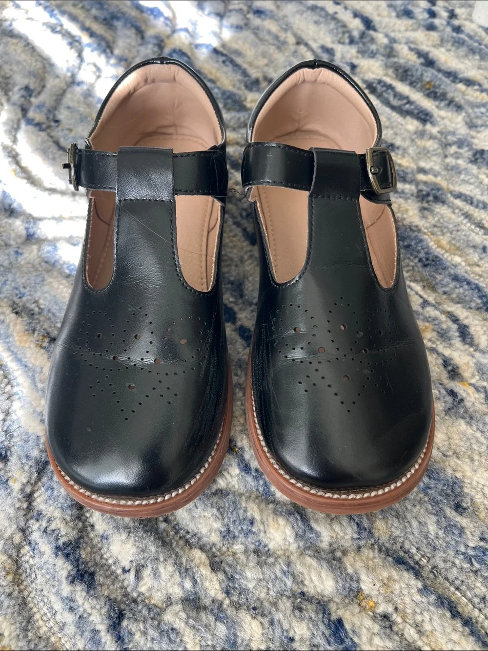 Otter Momp Oxford Mary Jane sandals school uniform size 2 black